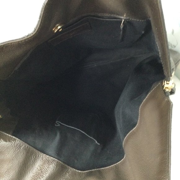Authentic YVES SAINT LAURENT PATENT OLIVE GREEN TRIBUTE BAG PURSE TOTE - Picture 8 of 10